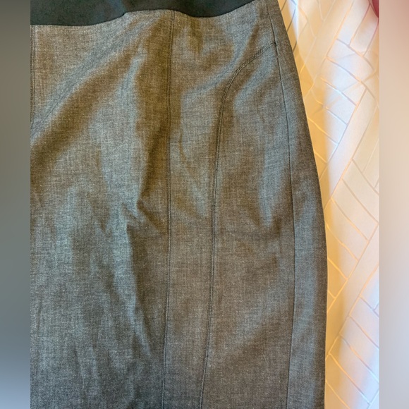 Express sophisticated pencil skirt grey denim stretch material tailored sexy - Picture 4 of 9